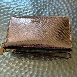 Micheal Kors Rose Gold Wallet & Wristlet